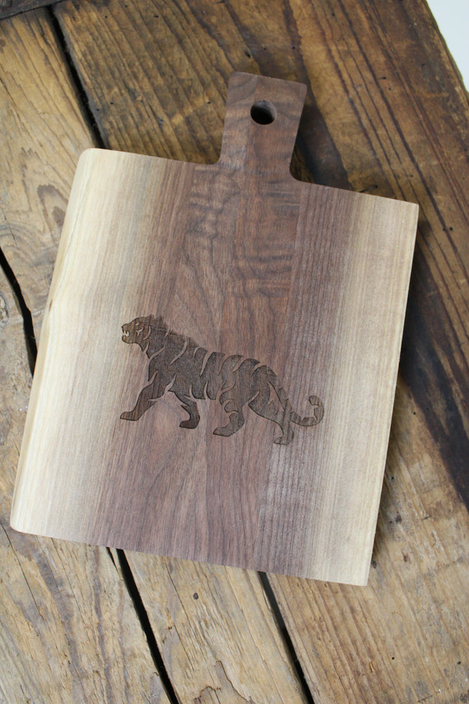 Sophistiplate Walnut Live Edge Artisan Board 9X6