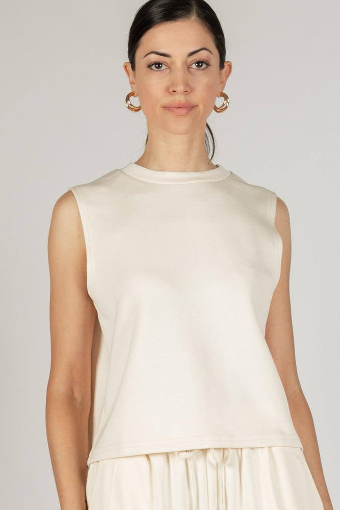 Carleigh Round Neck Sleeveless Top