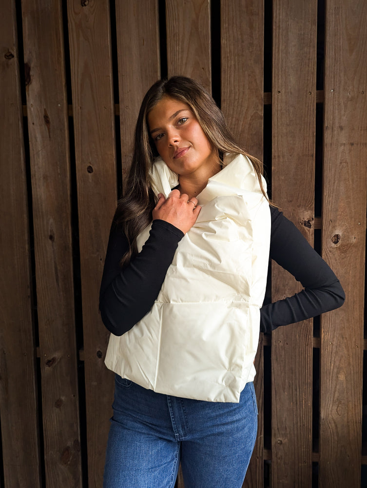 Elkmont Live to Explore Pretty Puffer Vest