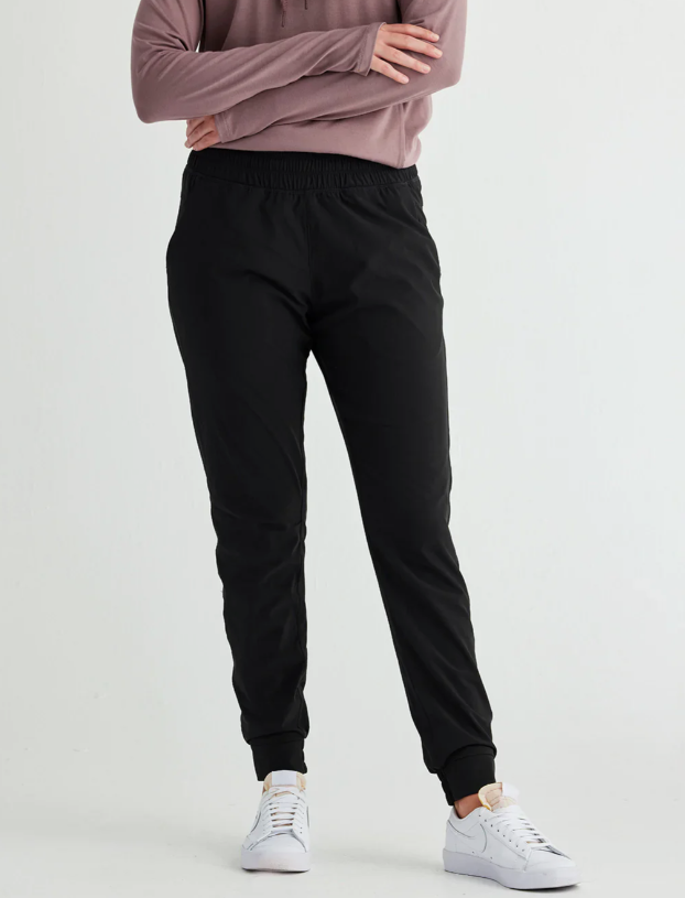 Free Fly Women's Bamboo-Lined Pull-On Breeze Jogger