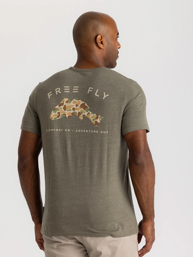 Free Fly Men's Vintage Camo Redfish Pocket Tee