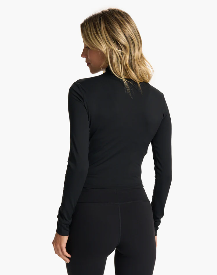 Vuori Women's Studio Half Zip