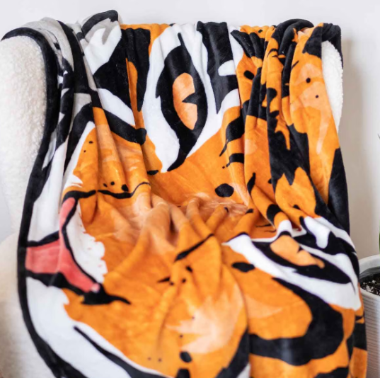 Eye of the Tiger Throw Blanket