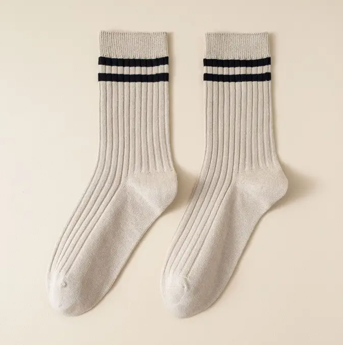 Vertical Striped College Style Mid Tube Socks