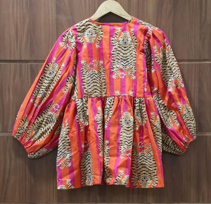 Eva Tiger Tunic Top