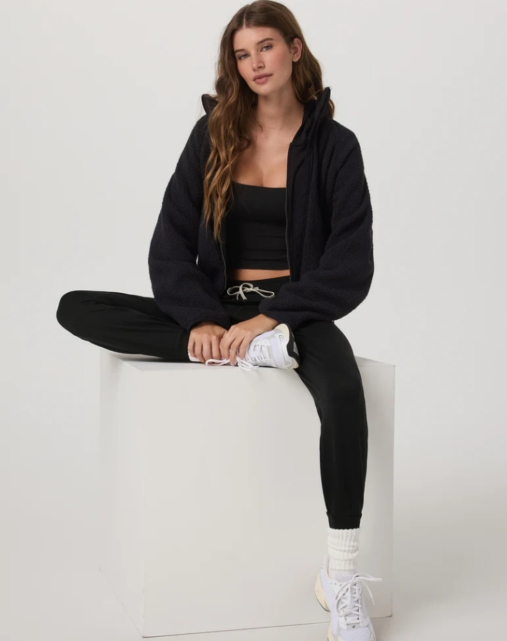 Vuori Women's Performance Jogger-Long