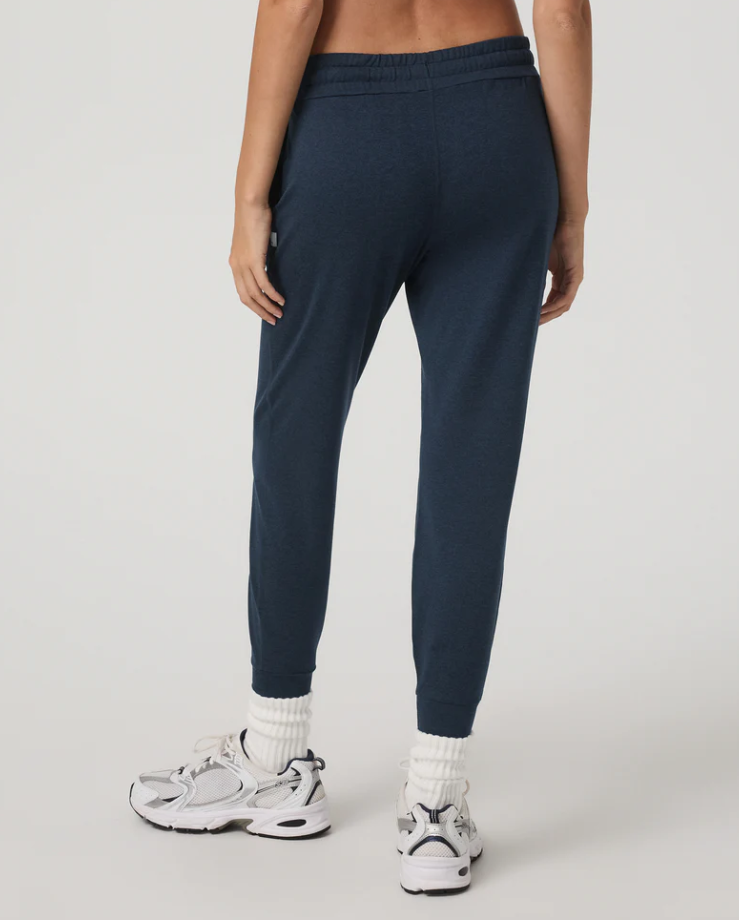 Vuori Women's Performance Jogger-Long