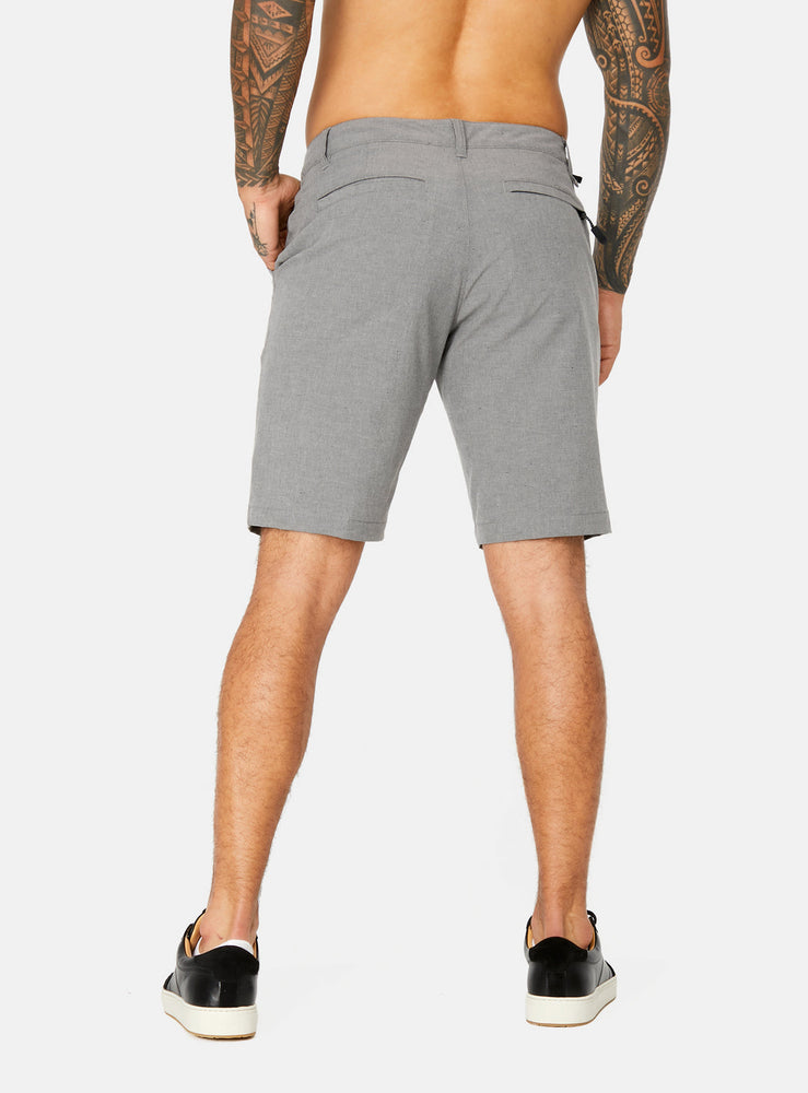 7Diamonds Men's Void Hybrid Shorts